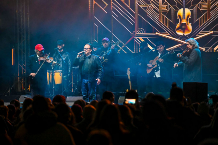 Szerencsekoncert Tolnán Világsztárral bulizott a város